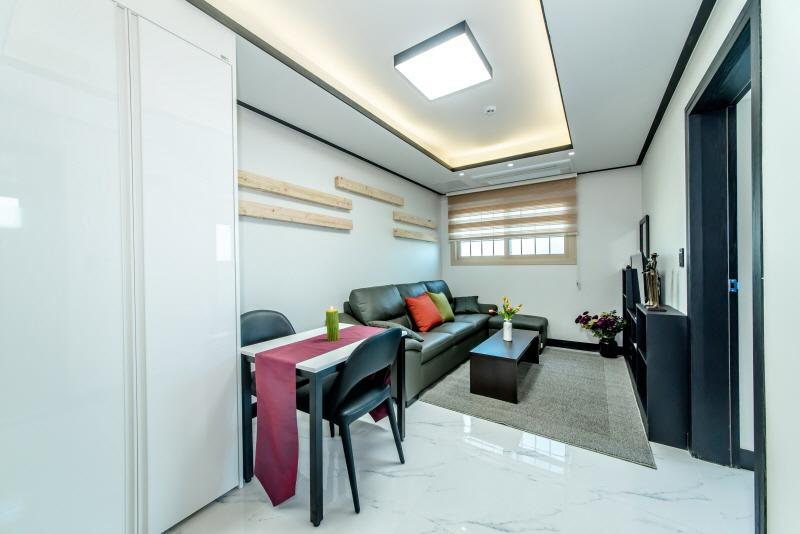 Jeju Skyhill Pension Согвипхо Экстерьер фото